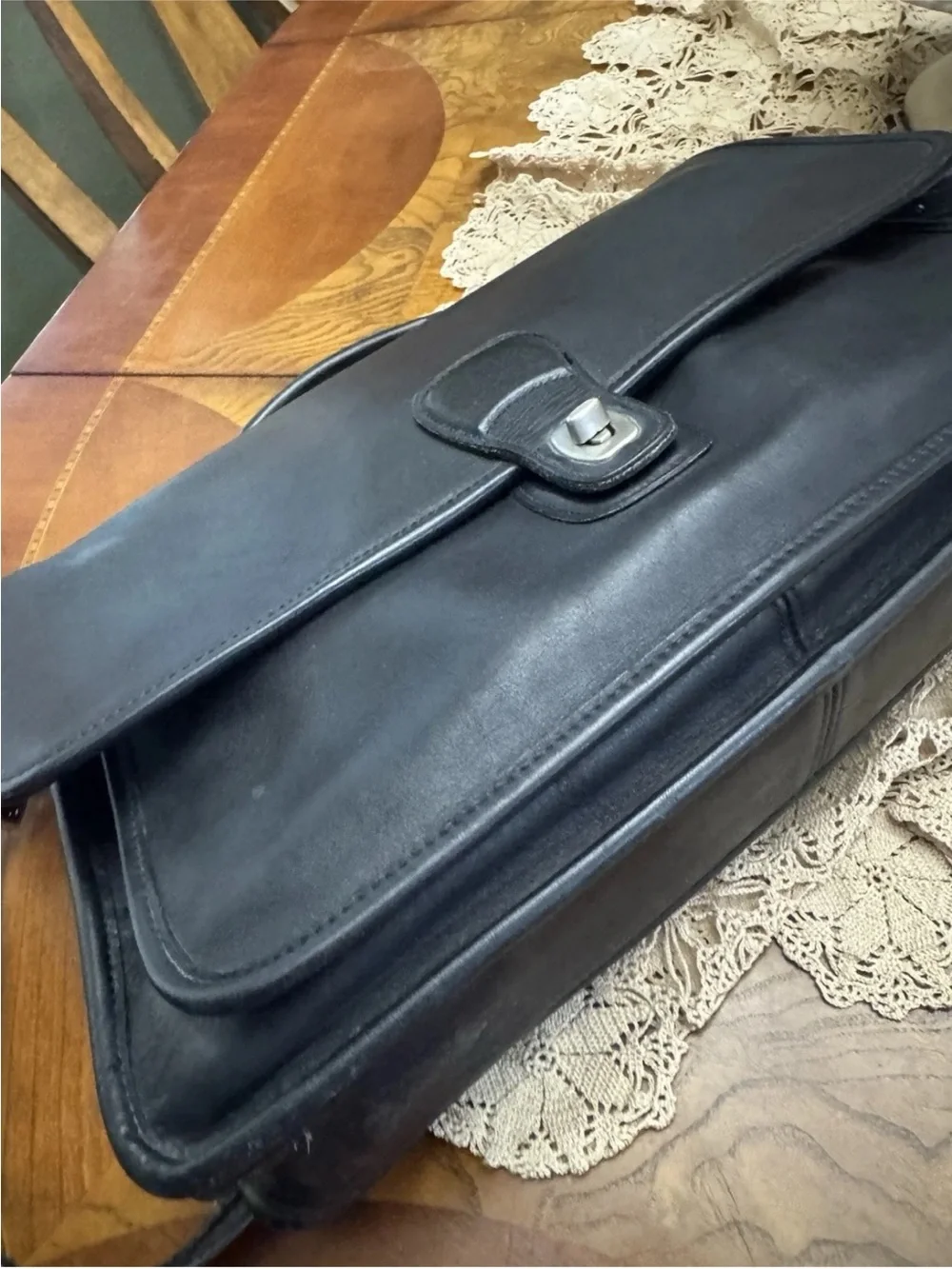 Coach timeless black